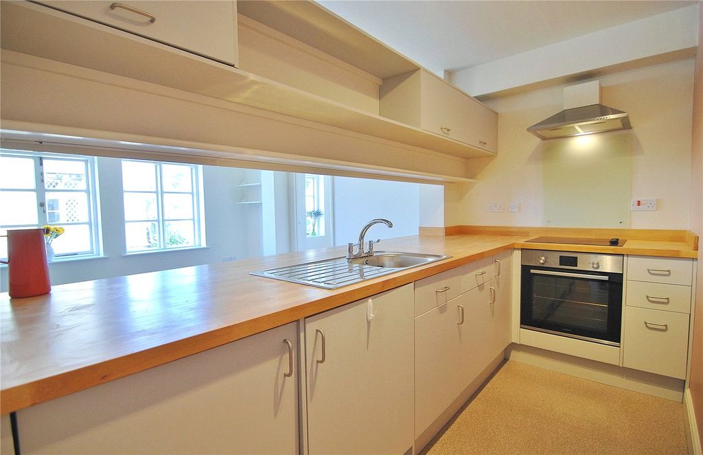 Property photo 3 of 12 Picture No. 33