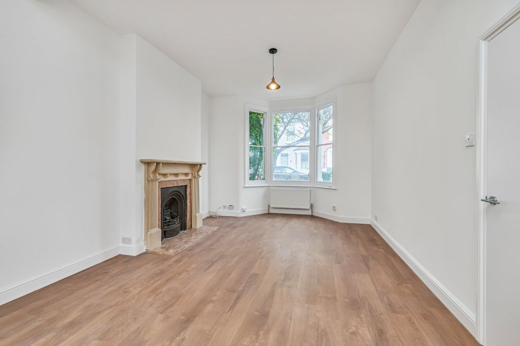 Property photo 3 of 32 Picture No. 49