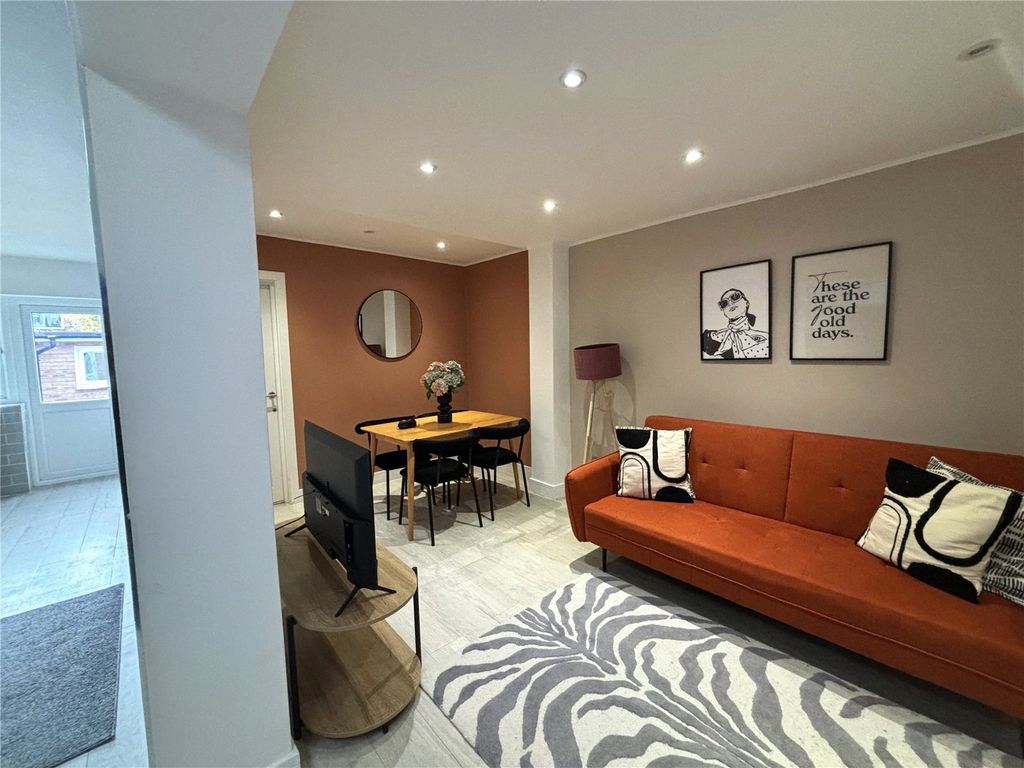 Property photo 3 of 15 Picture No. 45