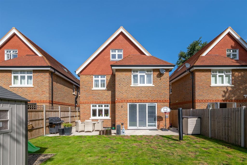 Property photo 3 of 15 Picture No. 14