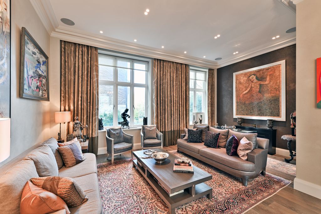 Property photo 3 of 14