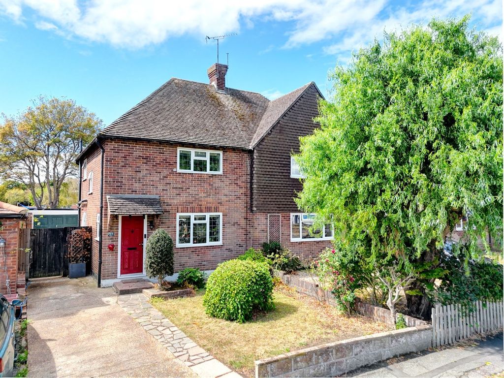 Property photo 1 of 27
