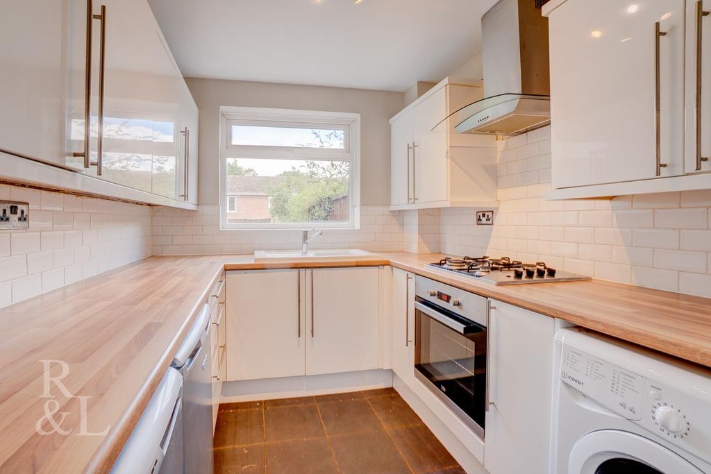 Property photo 2 of 16 Bb (4).Jpg