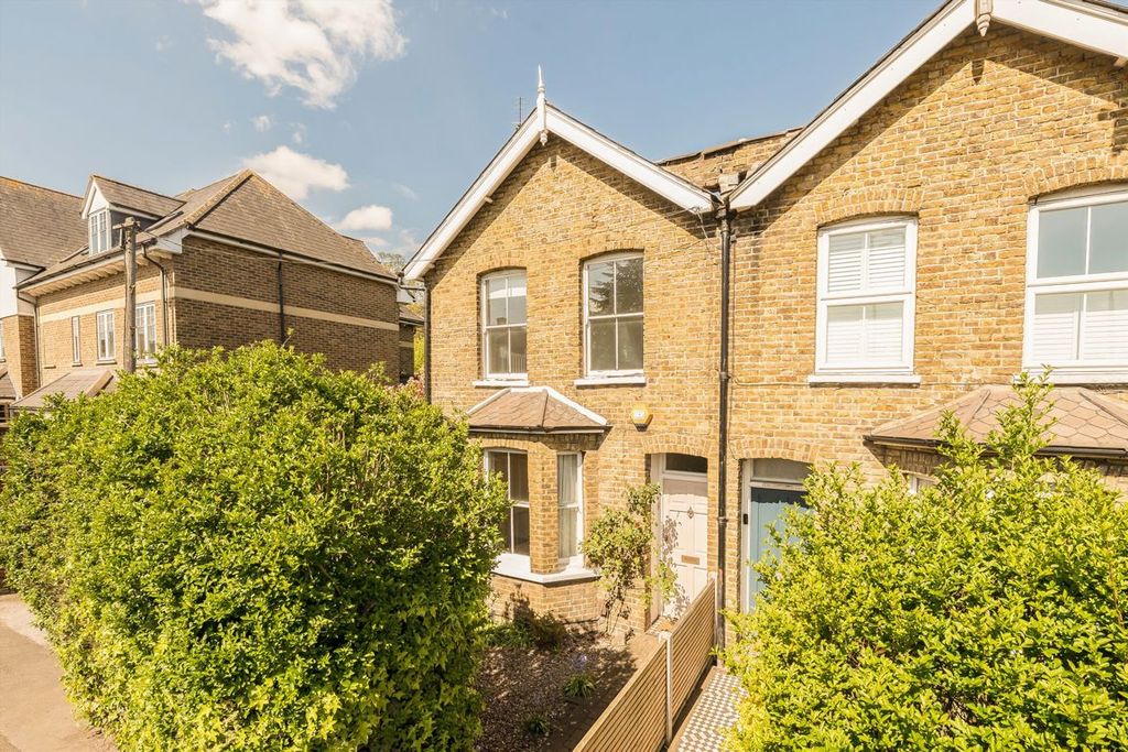 Property photo 1 of 7