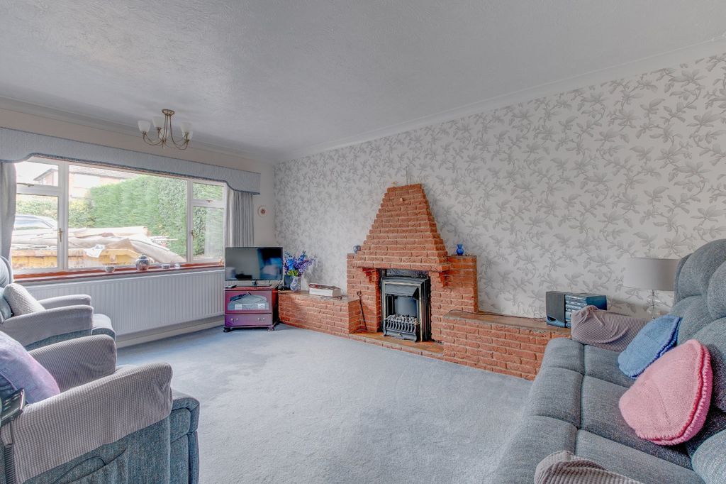 Property photo 2 of 20 Picture No. 13