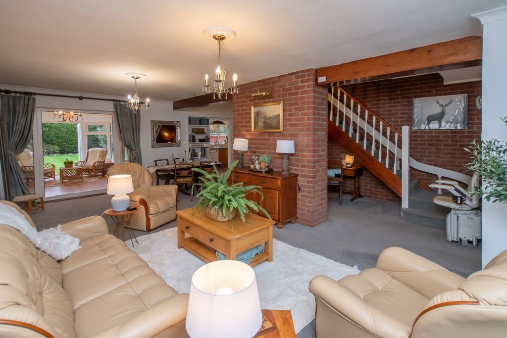 Additional image 3 of 4 bed detached house for saleWoodrow Park, Grimsby DN33