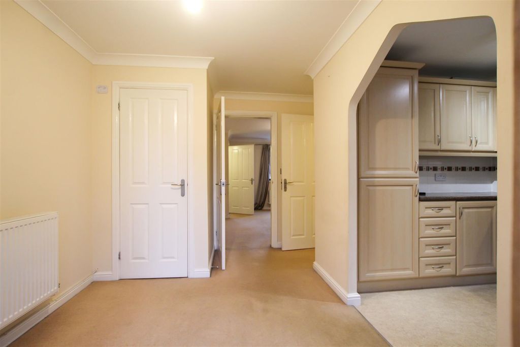 Property photo 3 of 15 Img_4987.Jpg