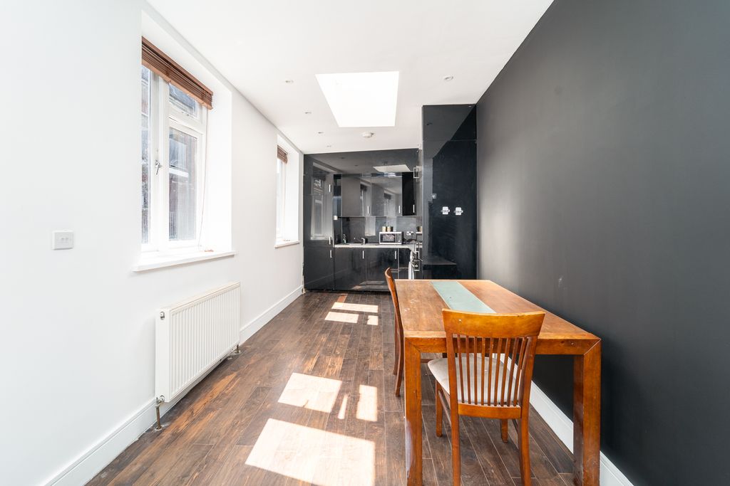 Property photo 3 of 12 Ndb01054-Edit