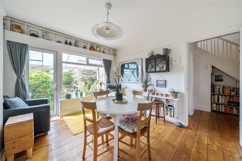 Property photo 2 of 14 Dining Room