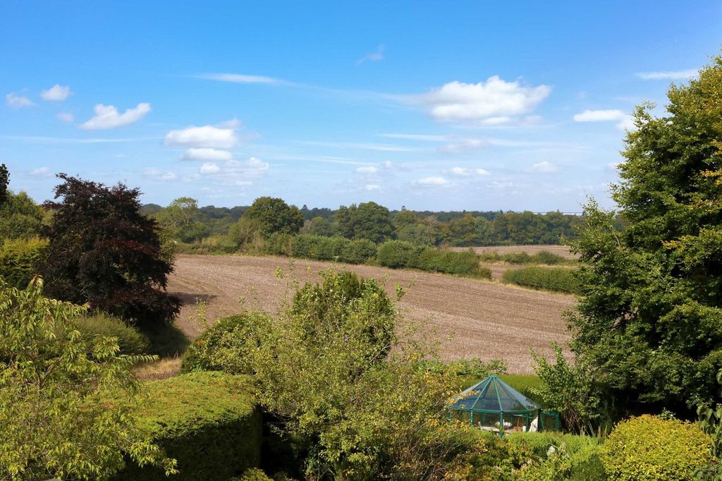 Property photo 2 of 17 Picture No. 87