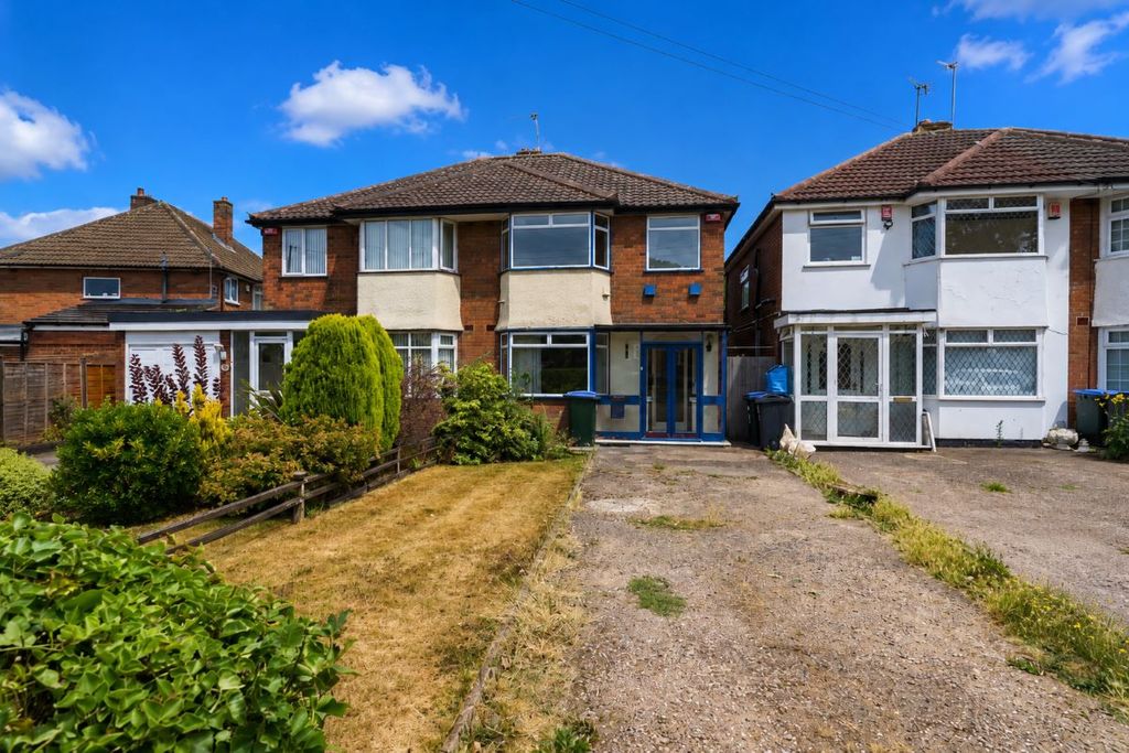 Property photo 2 of 18