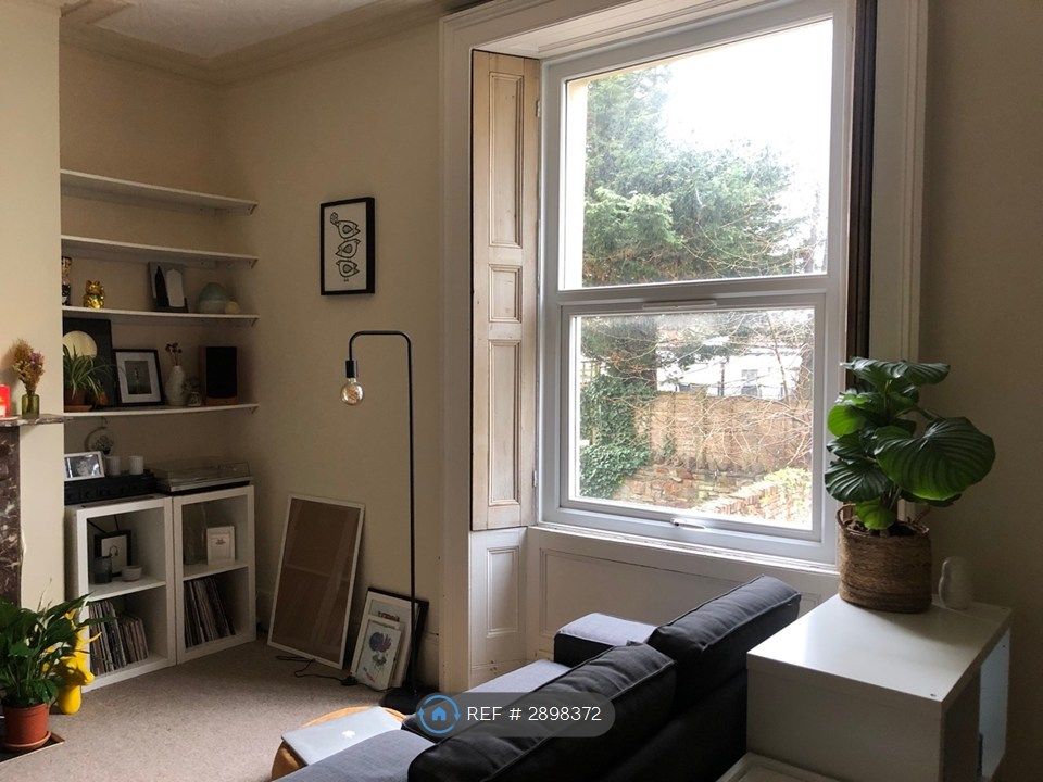 Property photo 3 of 10 3