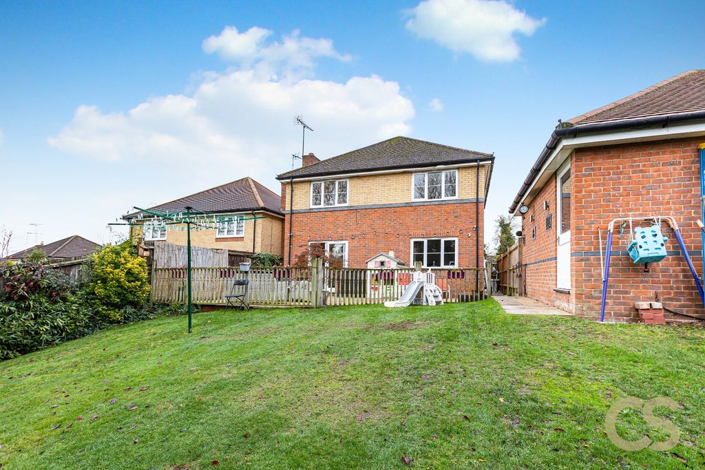 Property photo 3 of 23 4641146