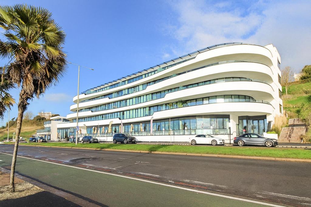 Property photo 1 of 19 Front