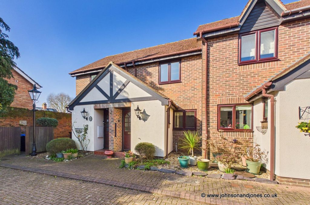 Property photo 1 of 14 1 Front.Jpg