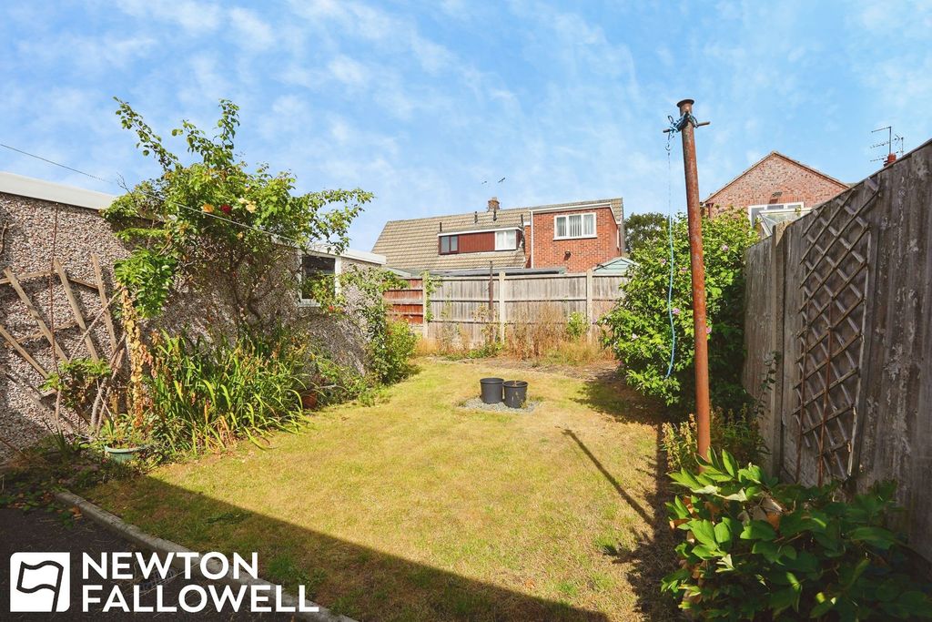 Property photo 3 of 13