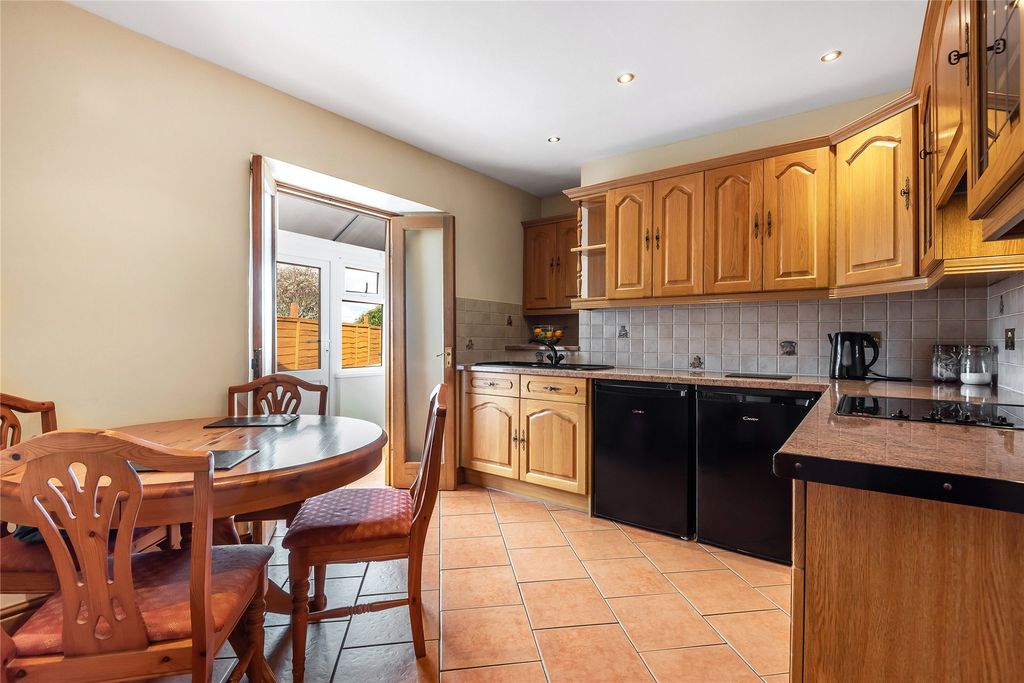 Property photo 3 of 17 Picture No. 14