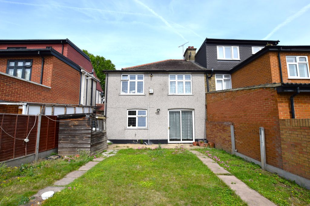 Property photo 3 of 9