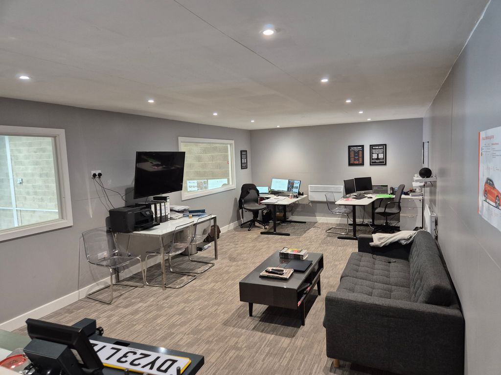 Property photo 2 of 2