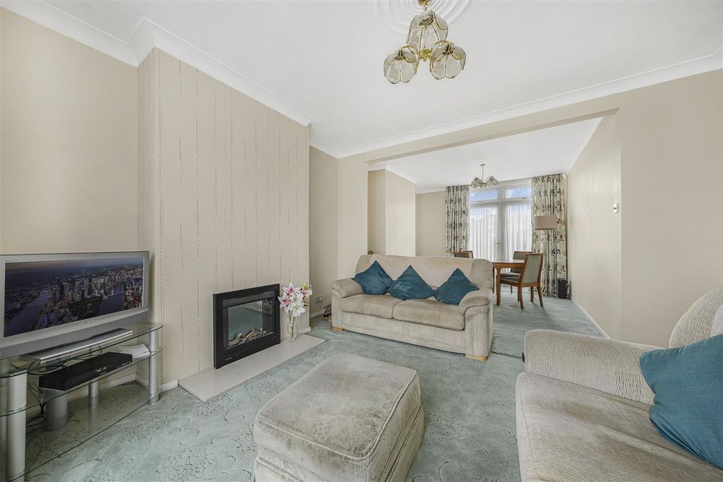 Property photo 3 of 22 Dsc04377.Jpg