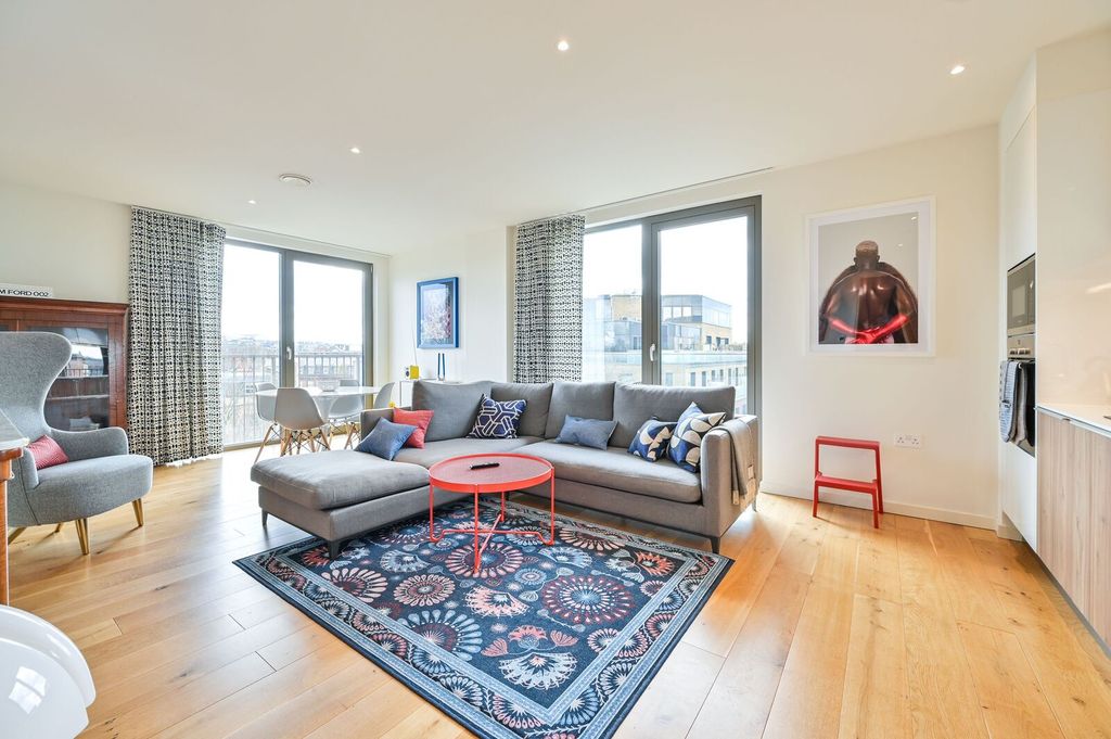 Property photo 1 of 15