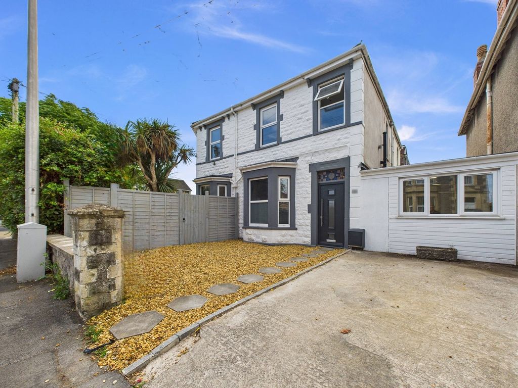 Property photo 1 of 28