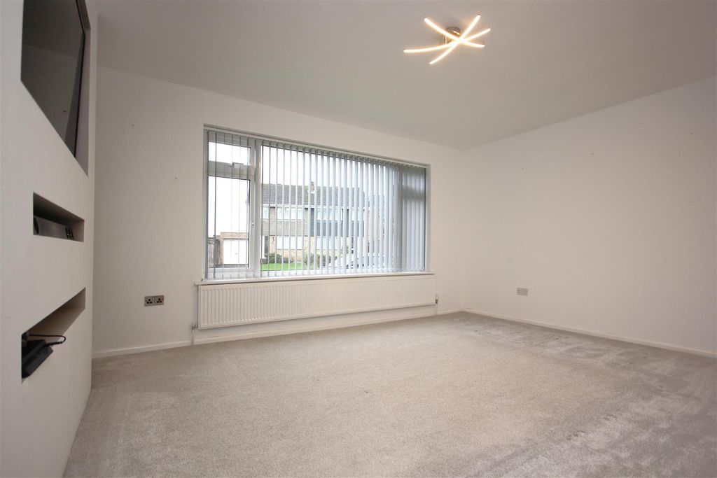 Property photo 3 of 15 Img_9718.Jpg