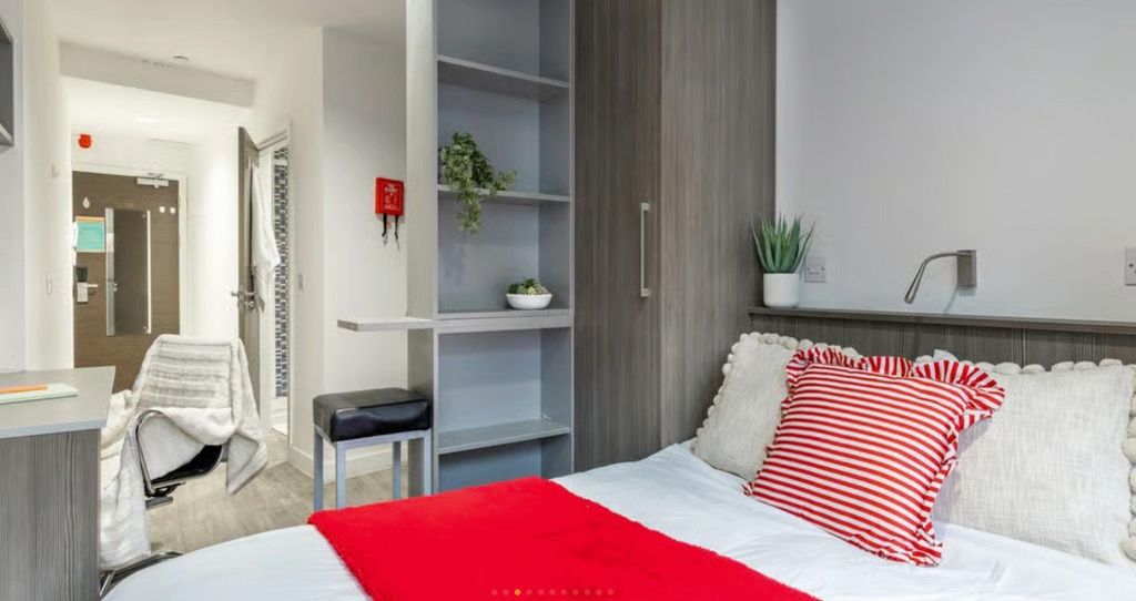 Property photo 3 of 4 Bright Modern Bedroom With Ample Smart Storage...