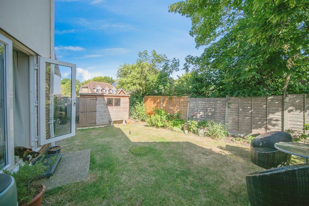 Property photo 2 of 15
