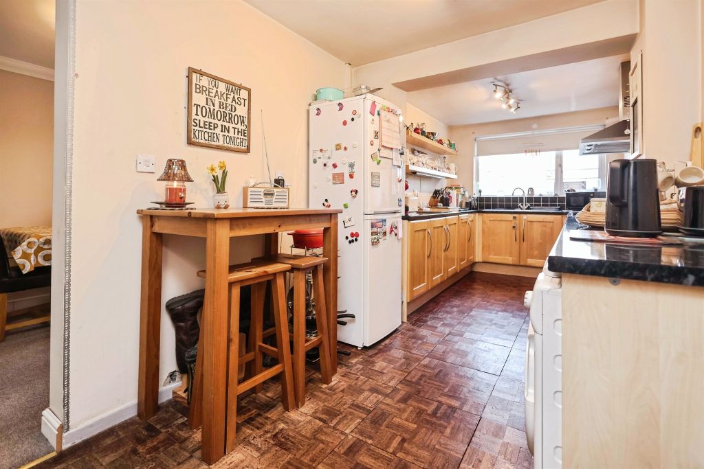 Property photo 3 of 16