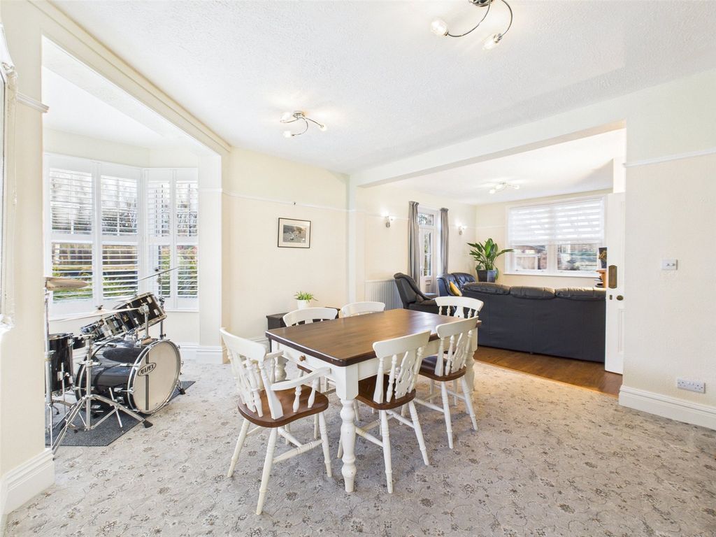 Property photo 2 of 17 Dining/Living Room