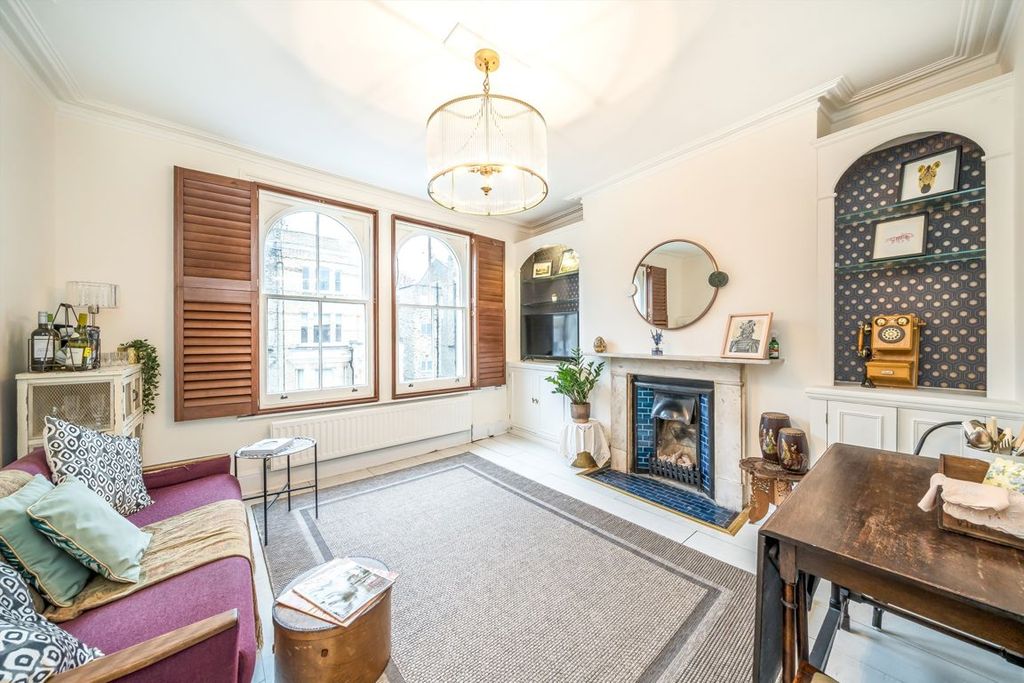 Property photo 2 of 8