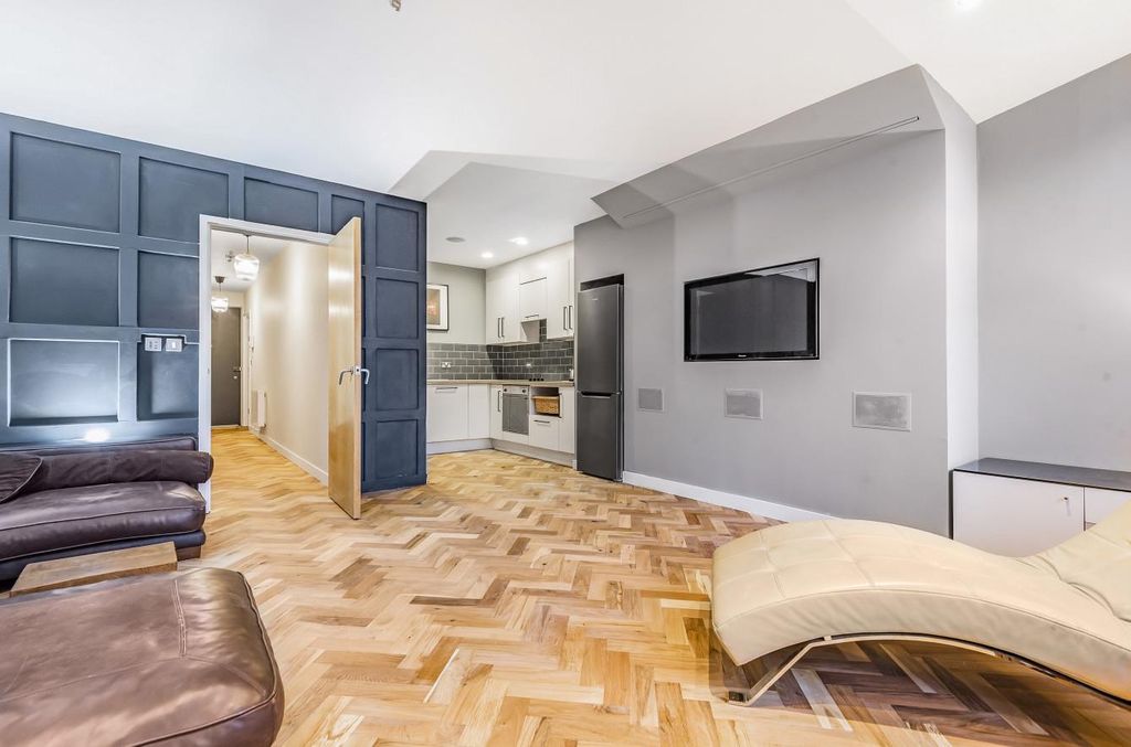 Property photo 3 of 11 675100 (4).Jpg