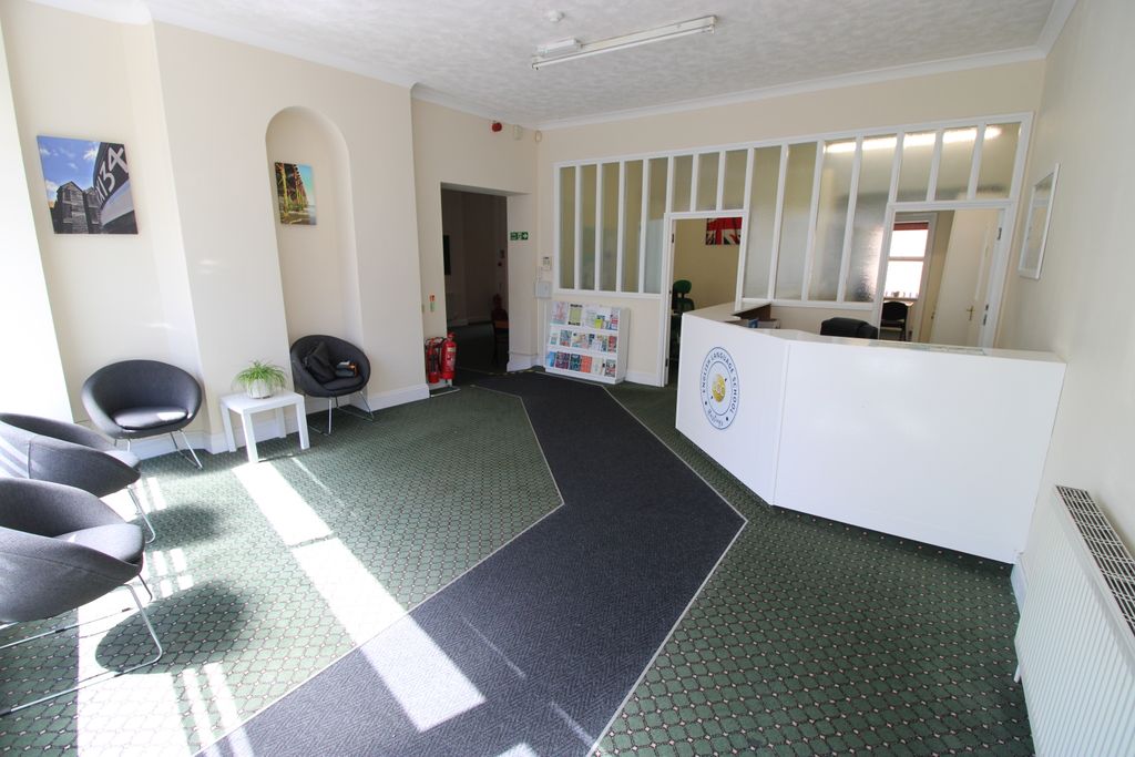 Property photo 2 of 35 Img_3746