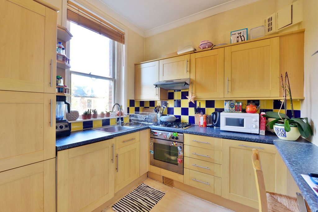 Property photo 3 of 6 5074203