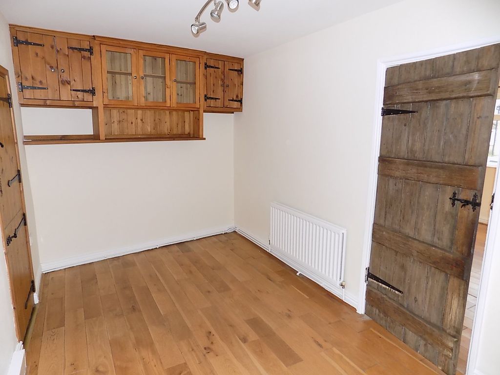 Property photo 3 of 8 Dining Room