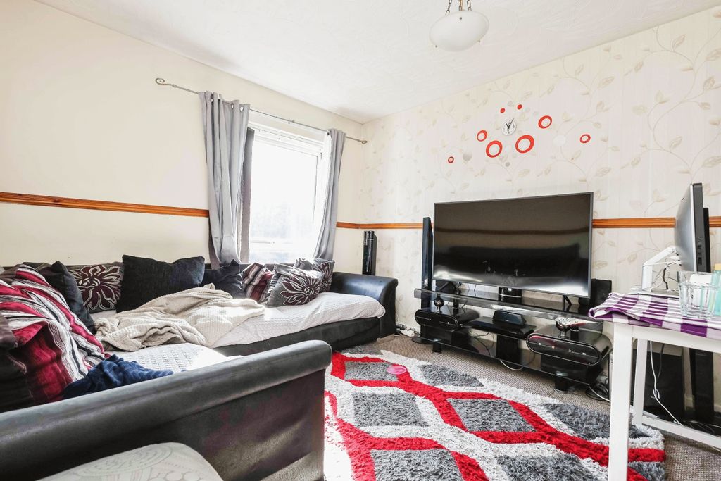 Property photo 2 of 8 Photography