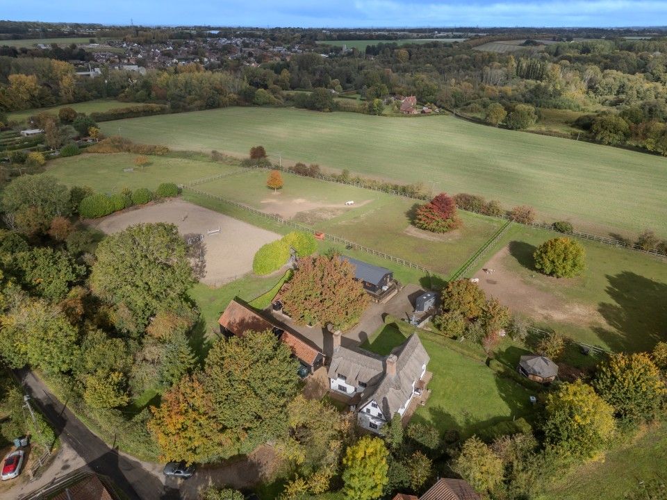 Property photo 3 of 42