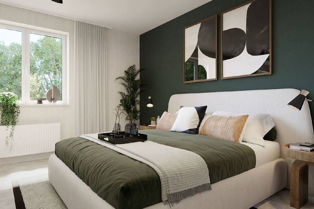 Property photo 1 of 11 Main Bedroom With Space For A Large Bed