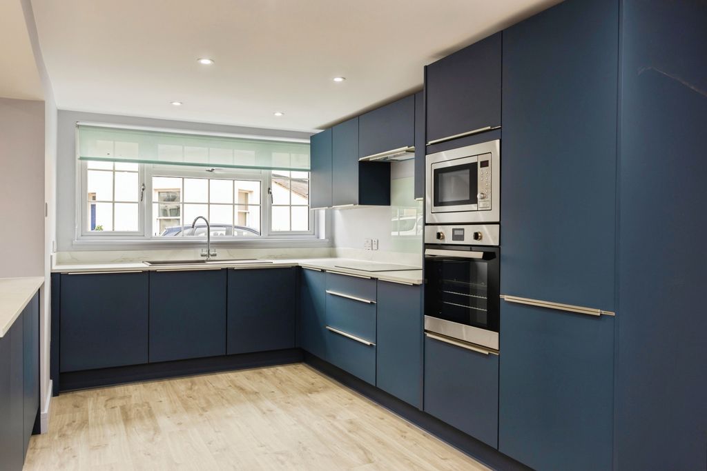 Property photo 1 of 23 Kitchen 