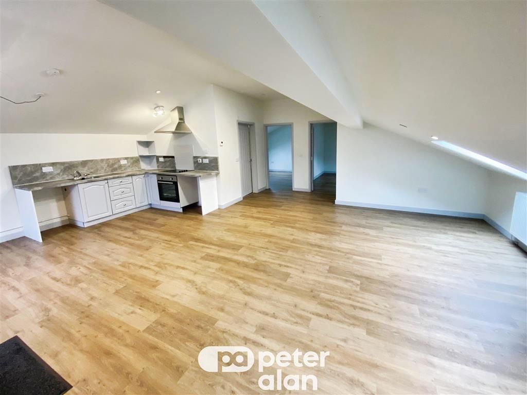 Property photo 1 of 5 Bedroom