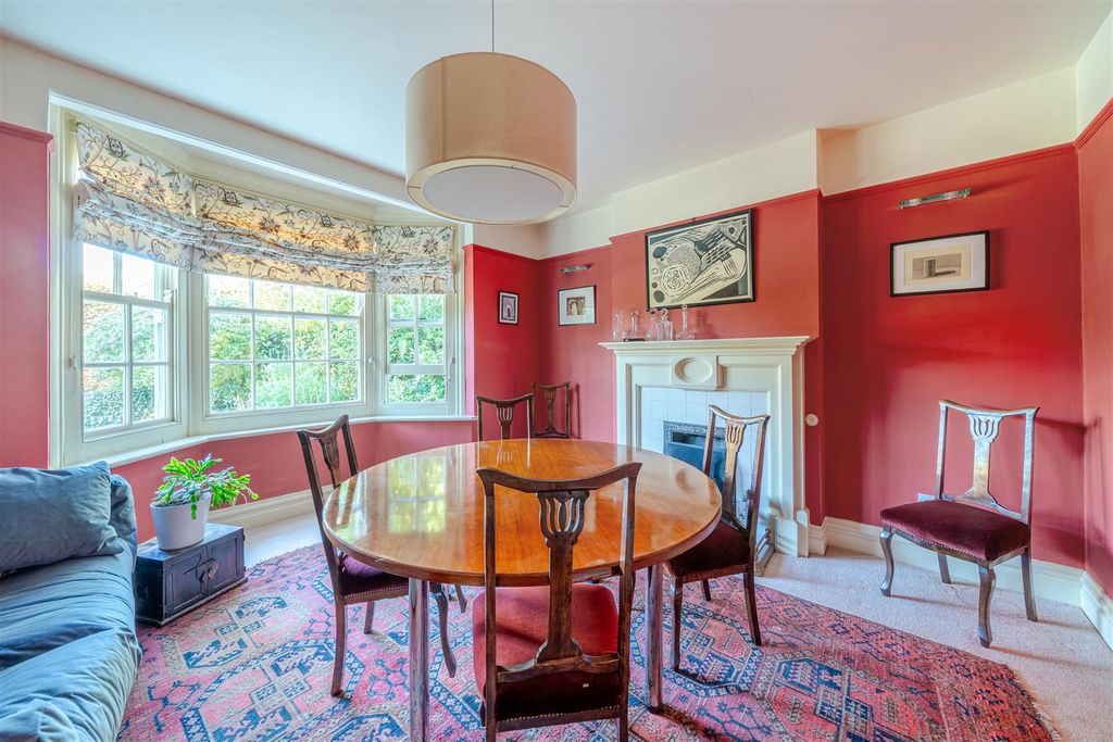 Property photo 3 of 24 1356918-9-68d69F3A89E97.Jpg