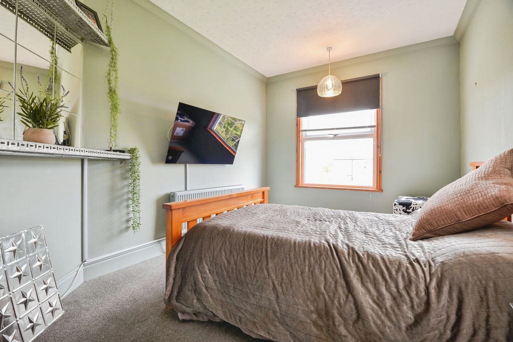 Additional image 15 of 4 bed semi-detached house for saleOxford Road, Middlesbrough, North Yorkshire TS5