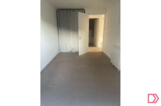 Property photo 3 of 5 Flat Pic 3.Jpg