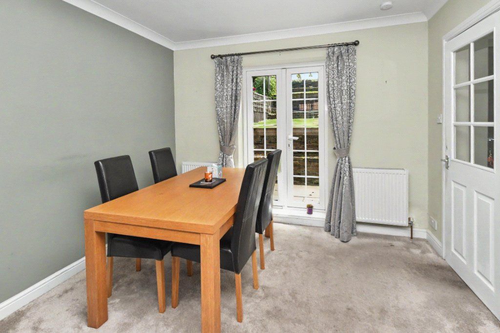 Property photo 3 of 17 Dining Area