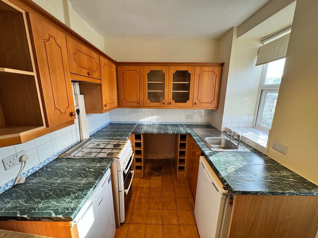 Property photo 3 of 9 Img_6088