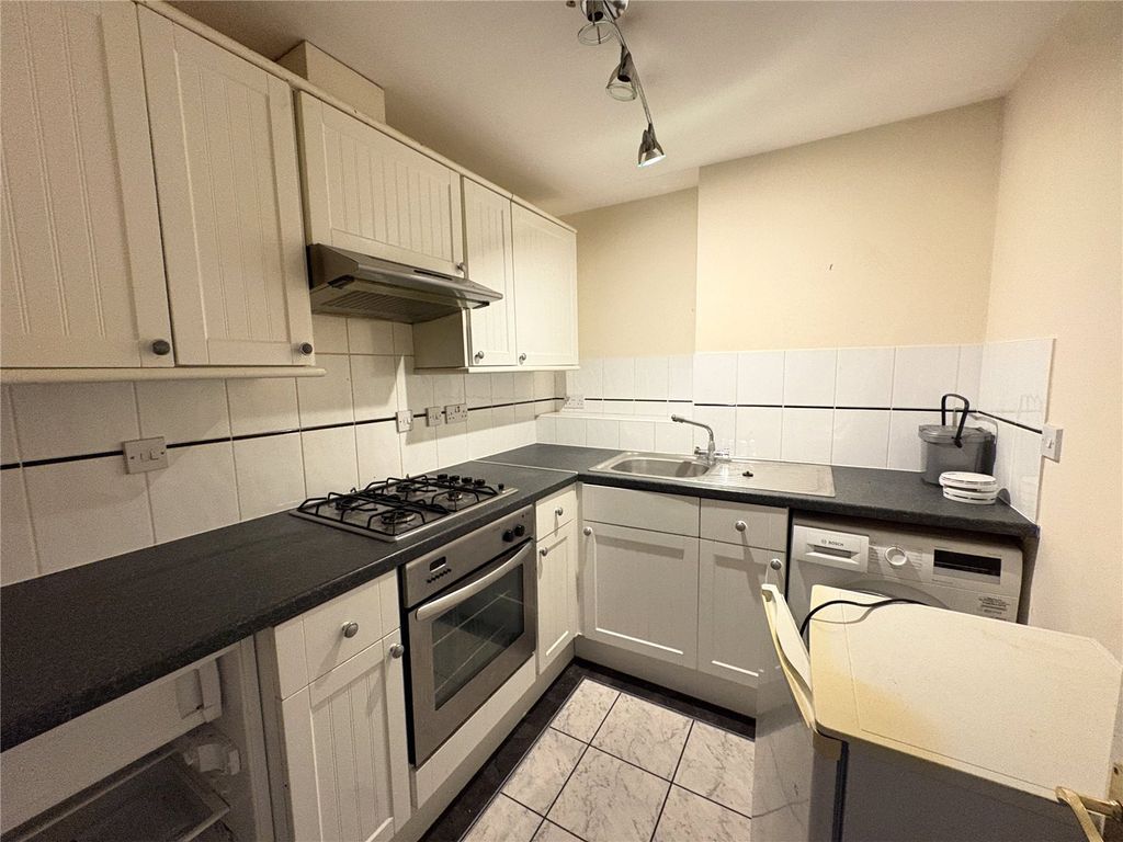 Property photo 3 of 7 Picture No. 01