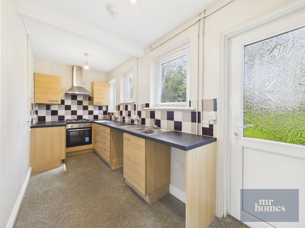 Property photo 3 of 23