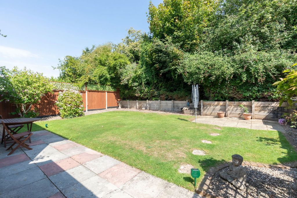 Property photo 2 of 15