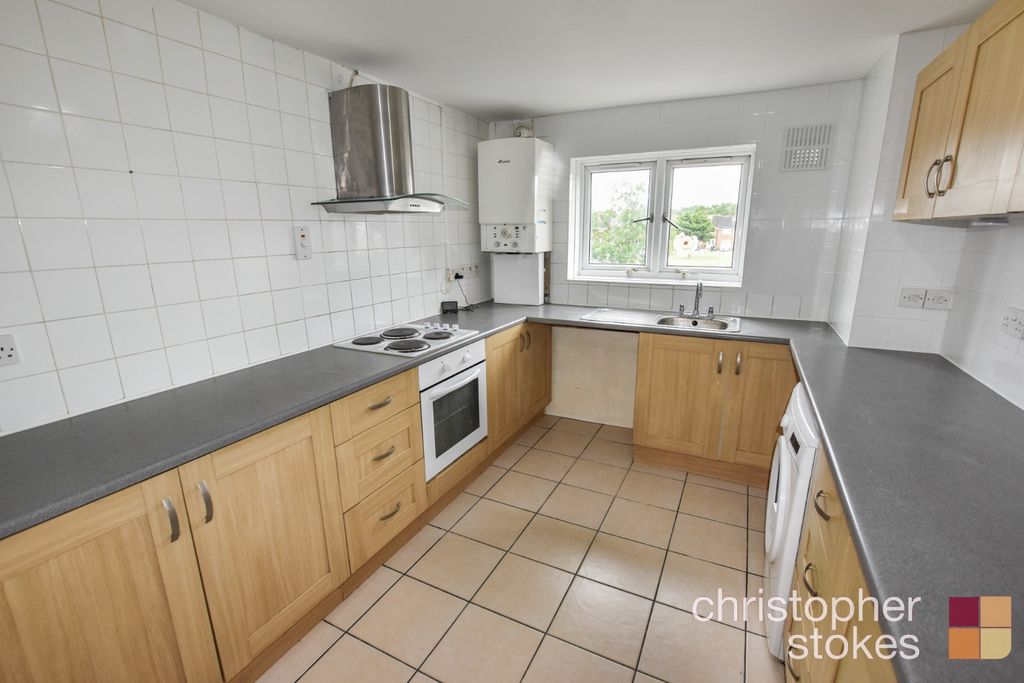 Property photo 2 of 10 3697442